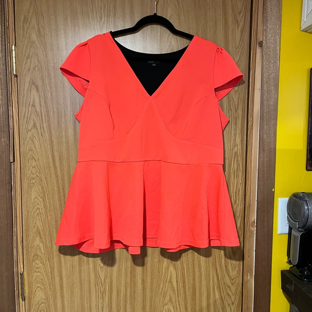 City Chic size L/ 20/ 2X top